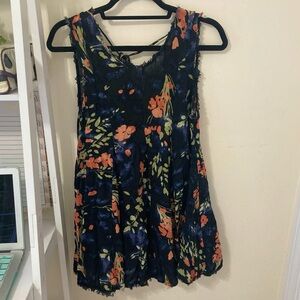 Urban outfitters ecote floral shift dress size Small